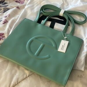 Medium Sage Shopper